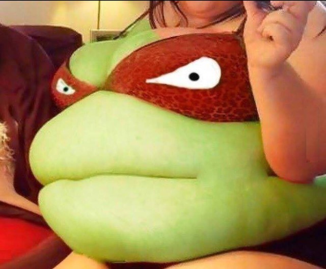 Raphael has really let himself go after all that pizza 🍕